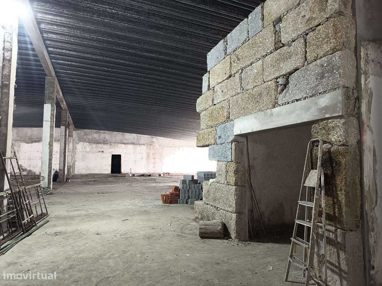 [VENDA] Complexo Industrial/Comercial Premium – Face à EN310-10