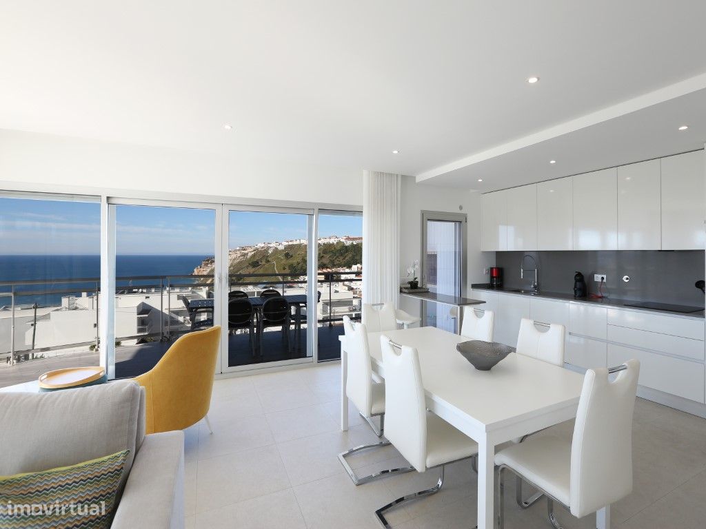 Apartamento T2 com vista panorâmica de mar, em condomínio com pisci... - Grande imagem: 1/36