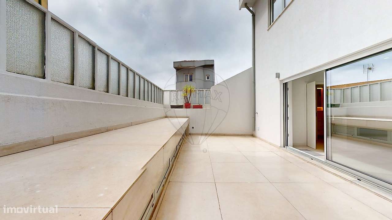 Moradia T4 para venda-12