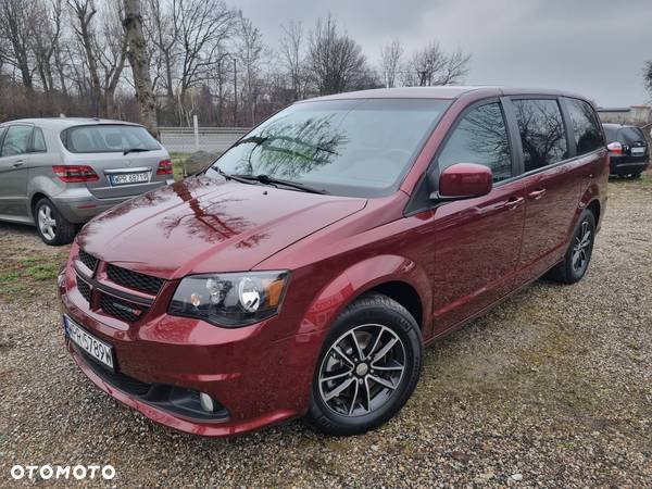 Dodge Grand Caravan 3.6 R/T - 12