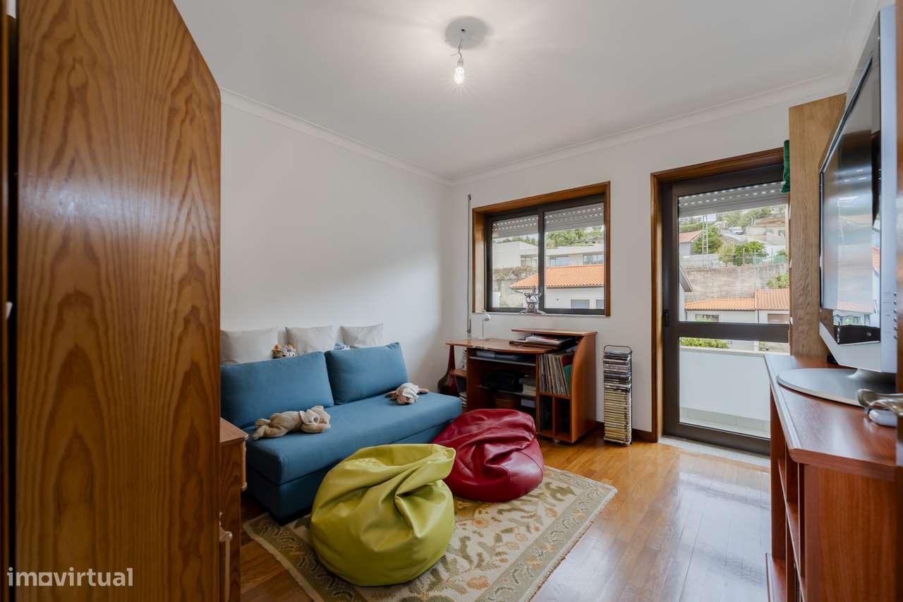 Moradia T4 para venda em Gondizalves, Braga-21