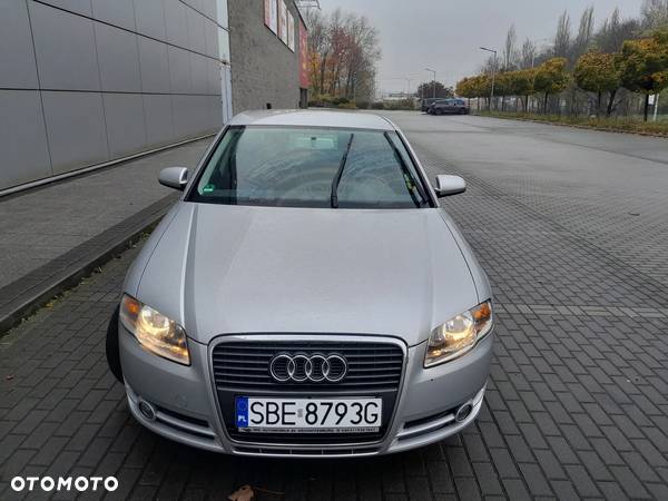 Audi A4 2.0 - 4