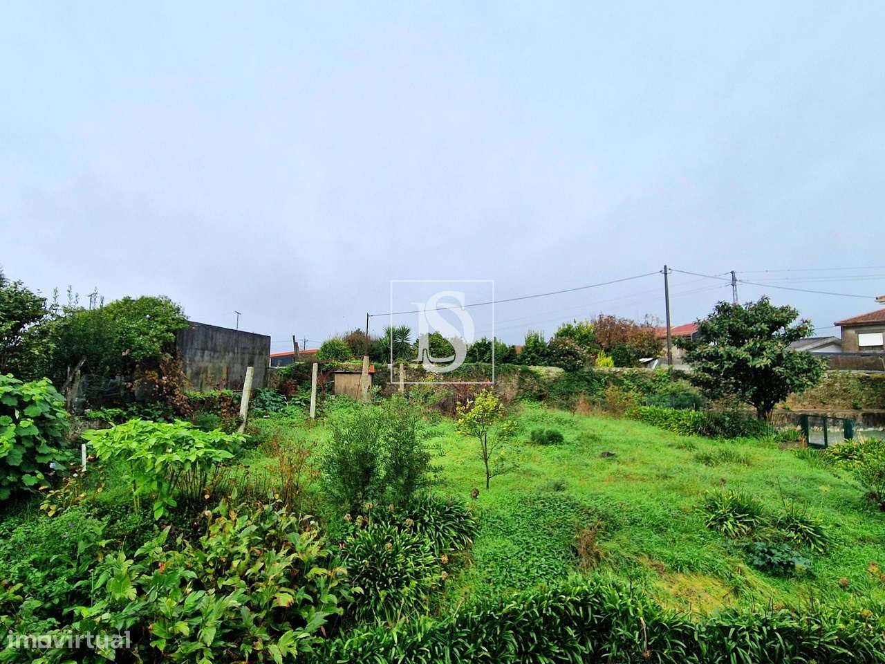 Apartamento T3 em Gião com terreno-31