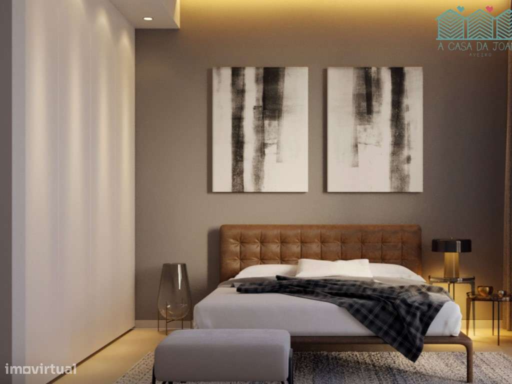 Apartamento T3 com Lugares de Garagem no Cais de São Roque-11