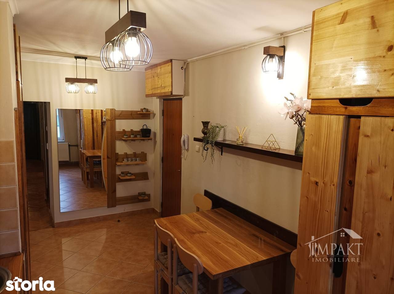 Apartament de închiriat cu 4 camere decomandat, în Mănăștur!