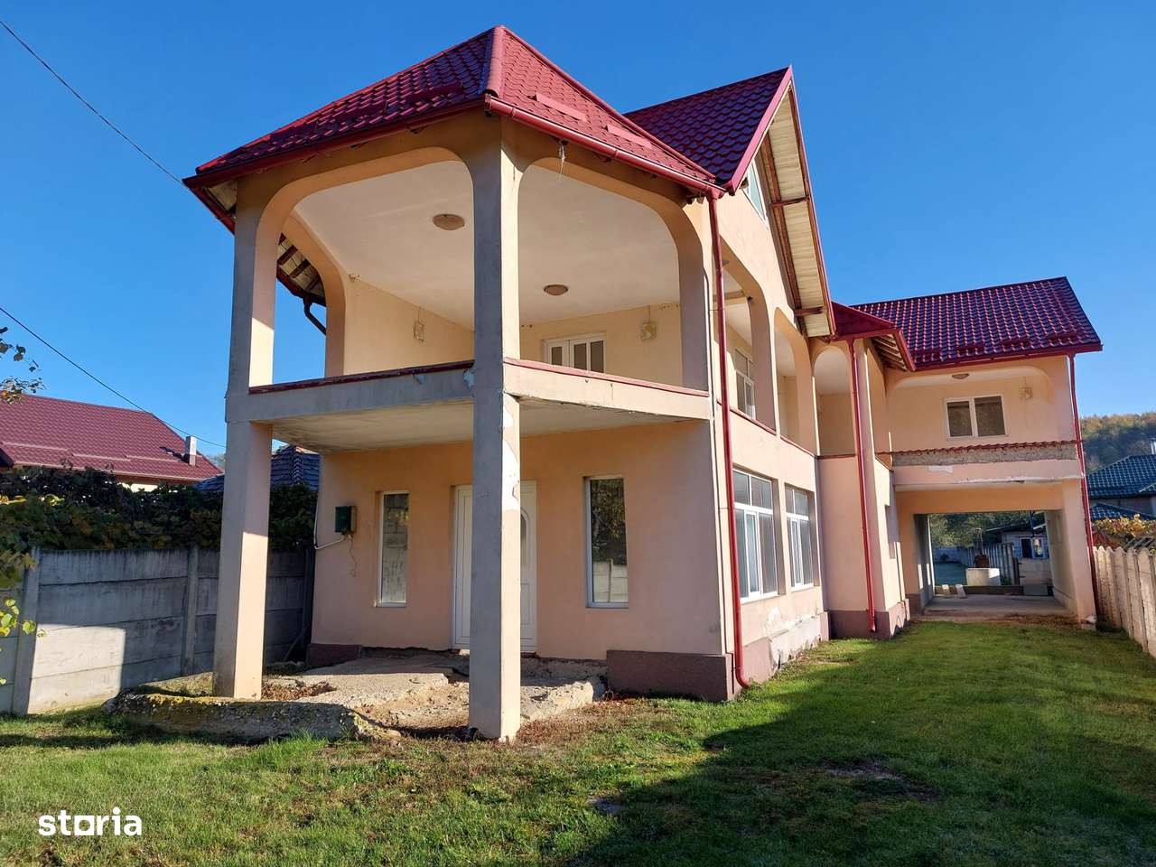 COMISION 0 Casa 169 mp, 1872 mp teren, Vulcana Pandele - Imagine principală: 1/12