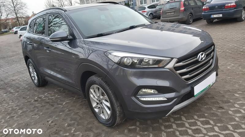 Hyundai Tucson 2.0 CRDi 4WD Automatik Advantage - 6