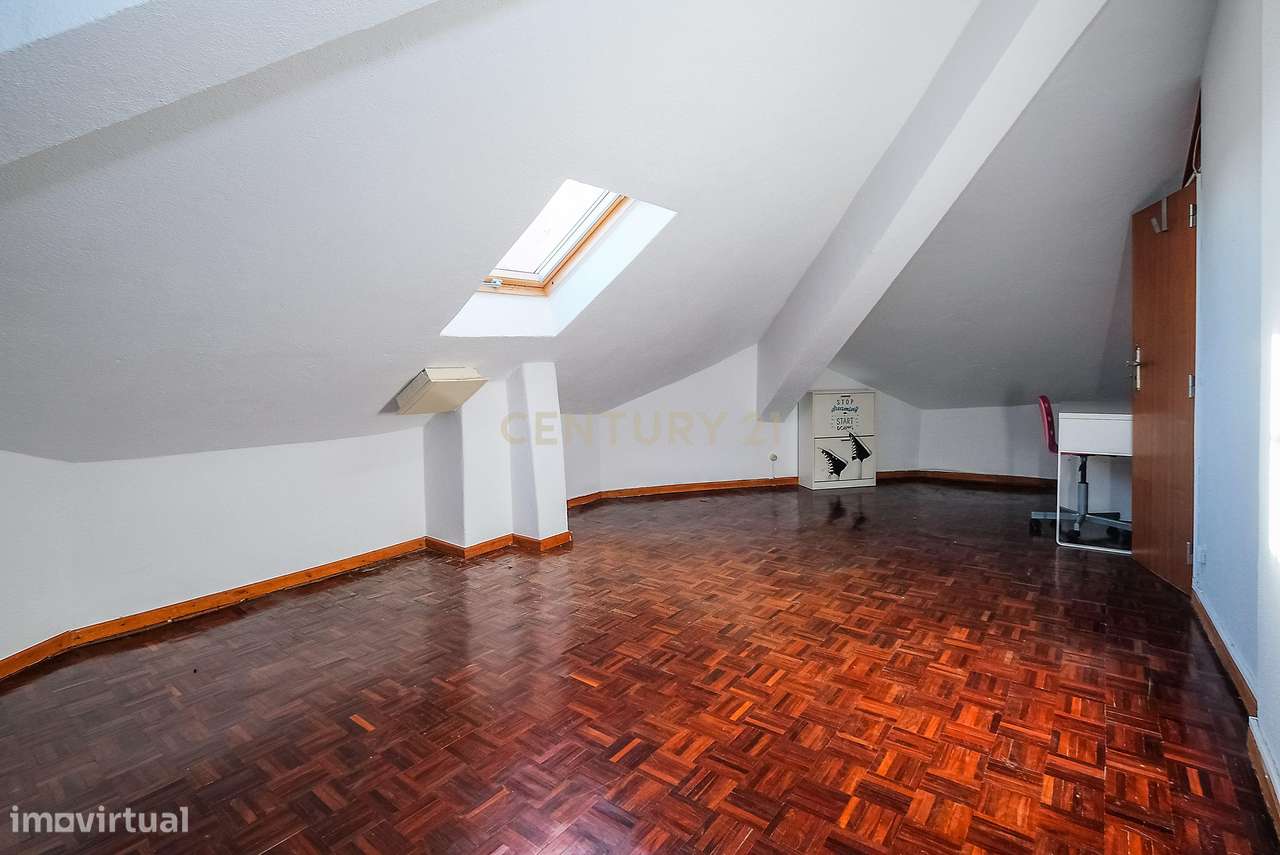 Moradia na Madorna, Parede — uma excelente alternativa ao apartamento-22