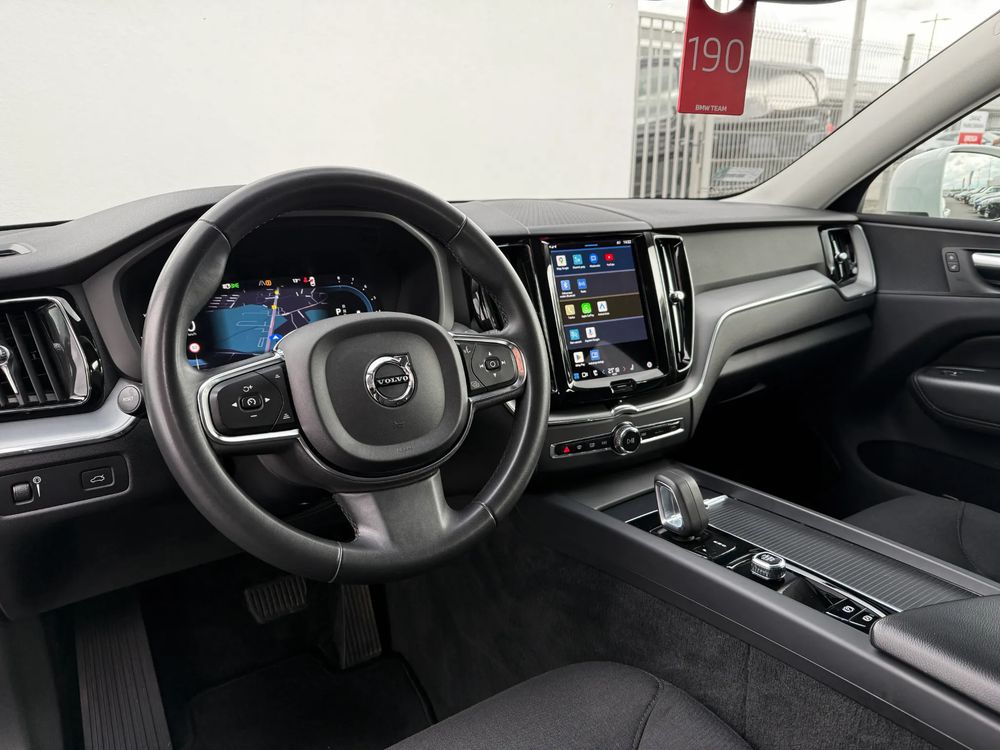 Volvo Xc-60 B4 B Momentum Pro 2.0 Benzyna 197 KM — zdjęcie 7