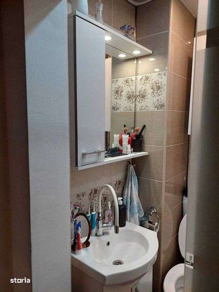 Vând apartament 2 camere - Imagine principală: 5/8