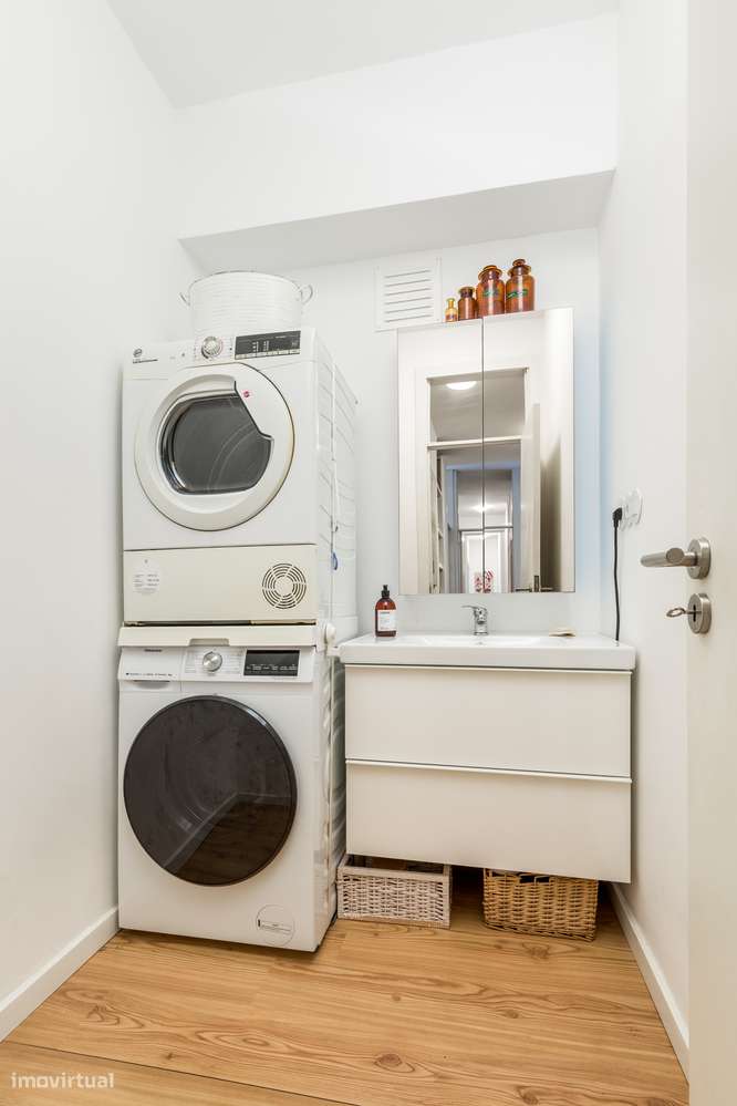 Apartamento T3+1  | Garagem + Logradouro | Arrumo com Elevador |Gaia - Grande imagem: 4/28