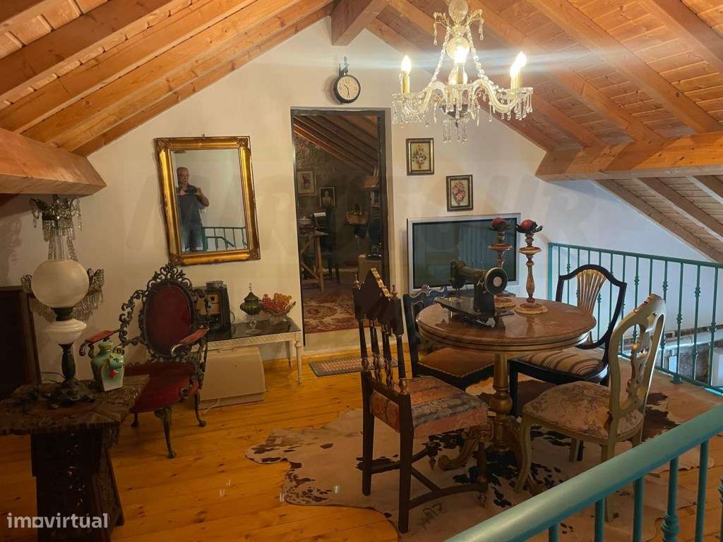 Moradia única na Abela - Espaço, Conforto e Tradição!-21