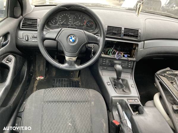 Dezmembrez BMW E46 318i 1.9 benzina - 2
