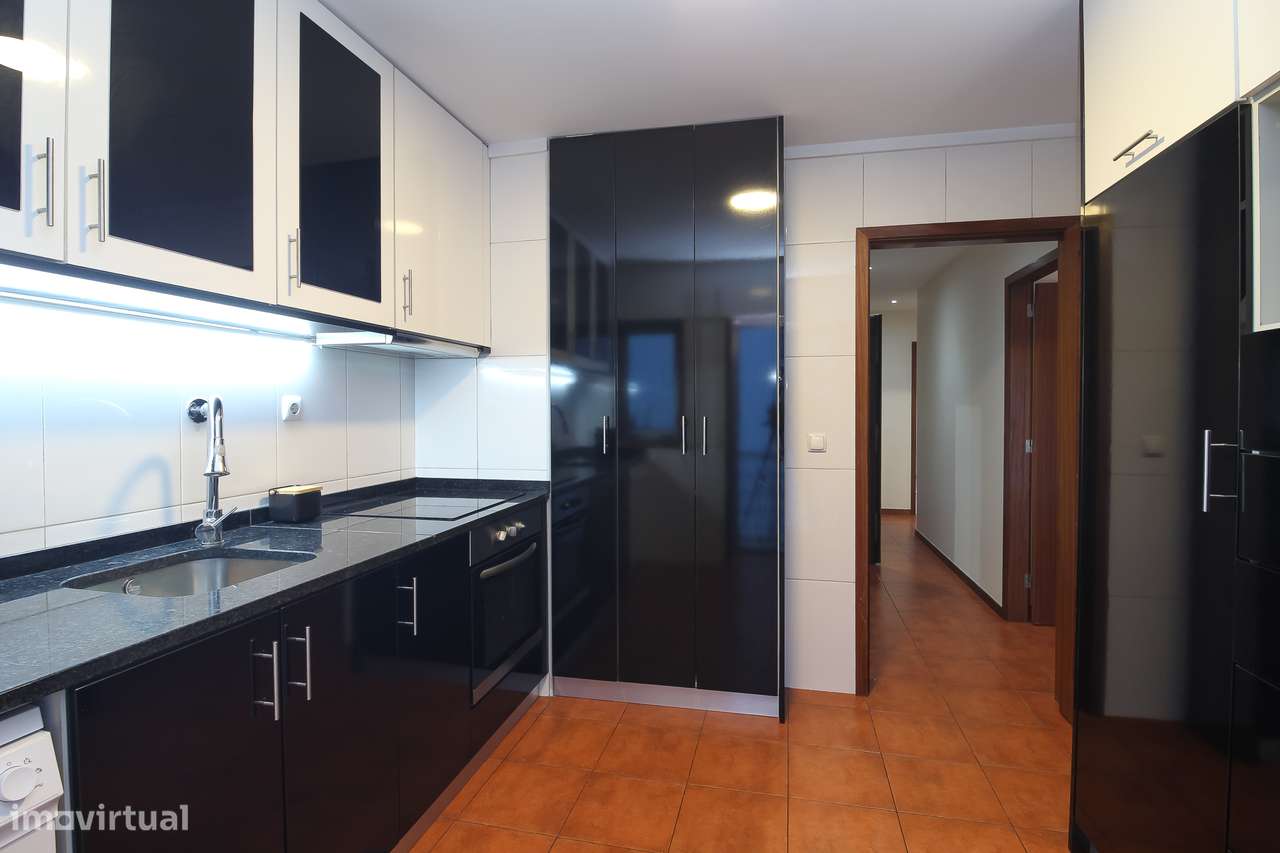 T2 Mobilado e Equipado Centro de Paredes-5