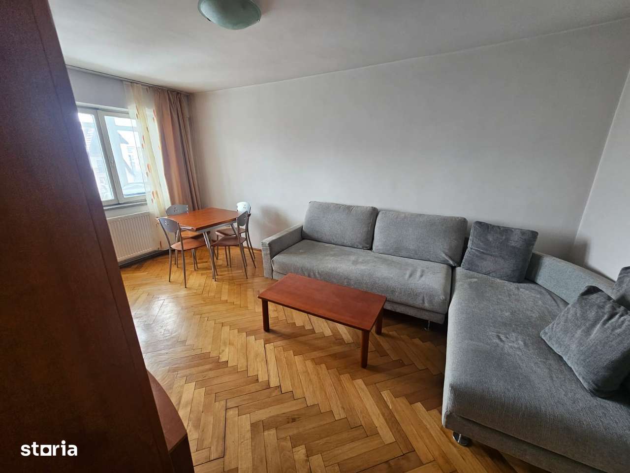 Apartament cu 4 camere de închiriat în Curtea de Argeș. - Imagine principală: 5/14