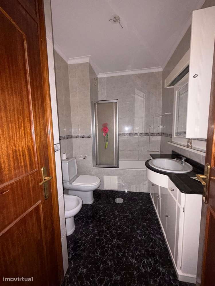 Apartamento T3 Fanzeres Gondomar-10