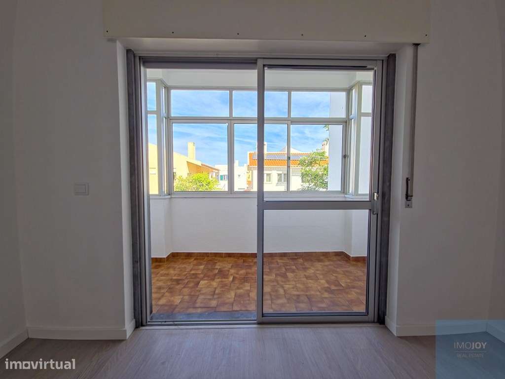 Simpático Apartamento T2 na Quinta da Bicuda-14