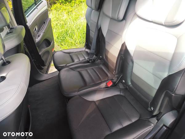 Renault Espace 1.6 dCi Energy Initiale Paris EDC 7os - 12