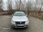 Volkswagen Passat 1.9 TDI Highline - 1