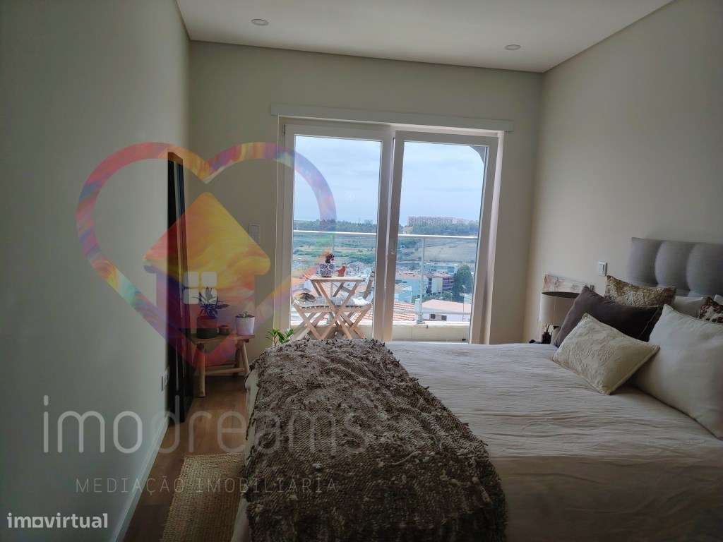 Apartamento T2 , Ultimo Piso, com vista Rio Tejo em Vialonga - Lisboa-24