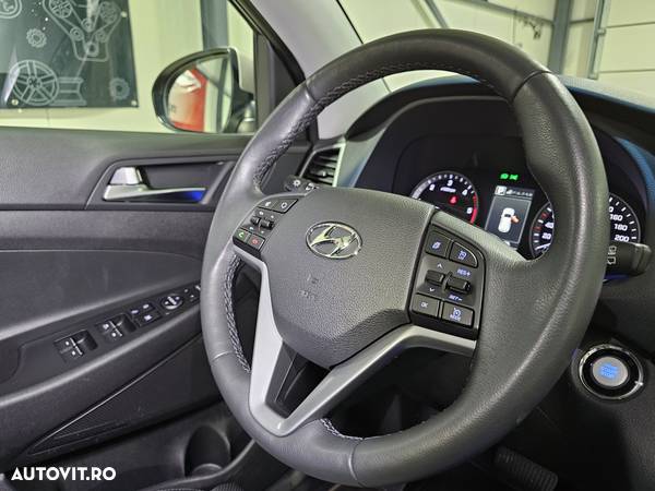 Hyundai Tucson 2.0 CRDi 4WD Automatik Premium - 14