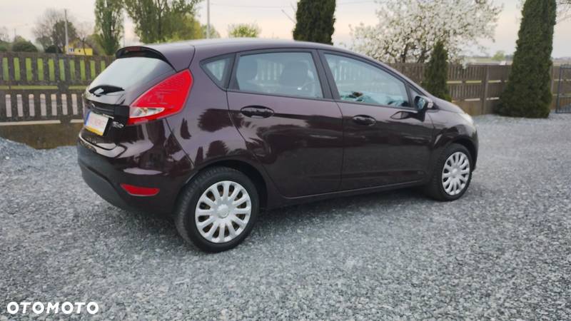 Ford Fiesta 1.25 Celebration - 5