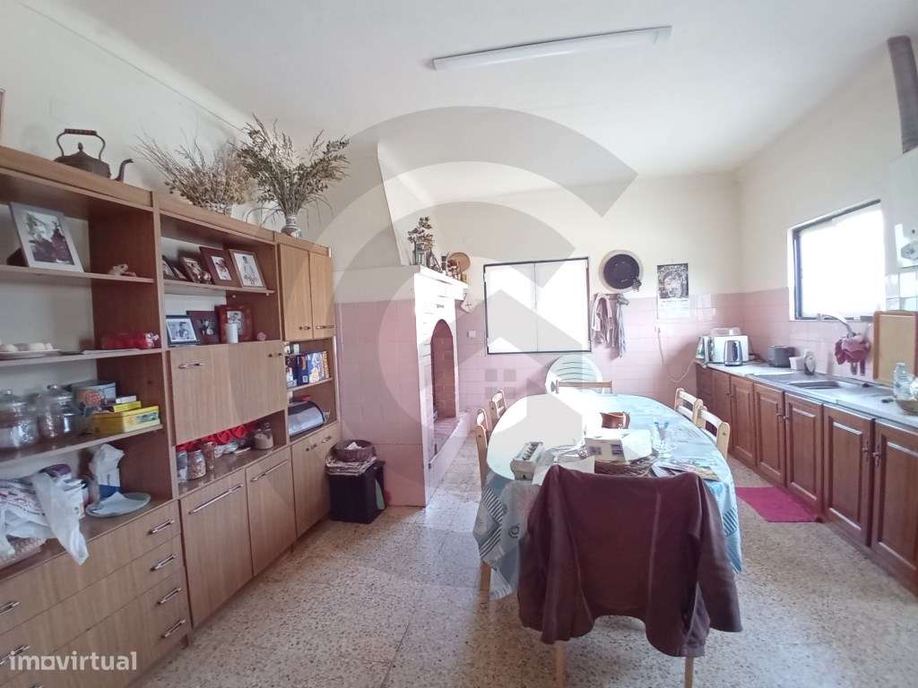 Moradia T5 - Alcanede, Santarém-5