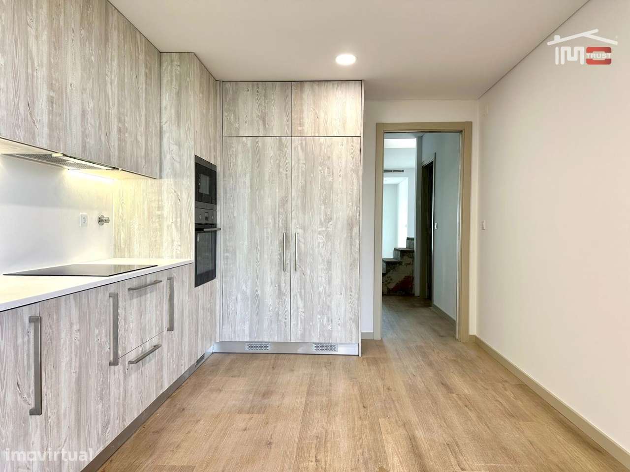 Incrivel Duplex com 292m2 - Grande imagem: 2/36