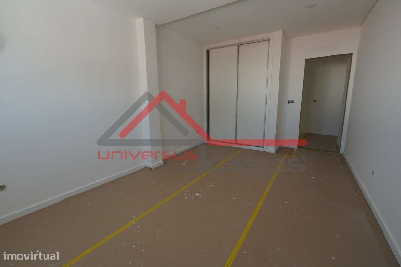 Moradia Nova Geminada V3 com Gargem e Anexo Alto Estanqueiro - Montijo-8