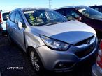 Dezmembrez Hyundai ix35 1 [2009 - 2013] Crossover 5-usi 2.0 CRDi MT 4WD (136 hp) - 1