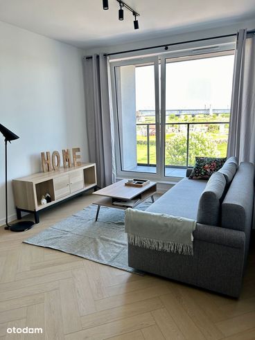 Apartament z miejscem w hali - widok na Wisłę.