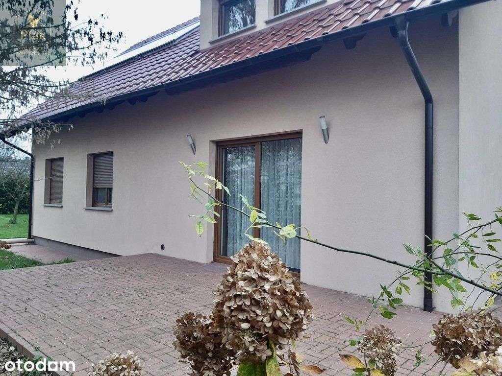 4 budynki na działce narożnej 2208m2! Domy+Magazyn-13