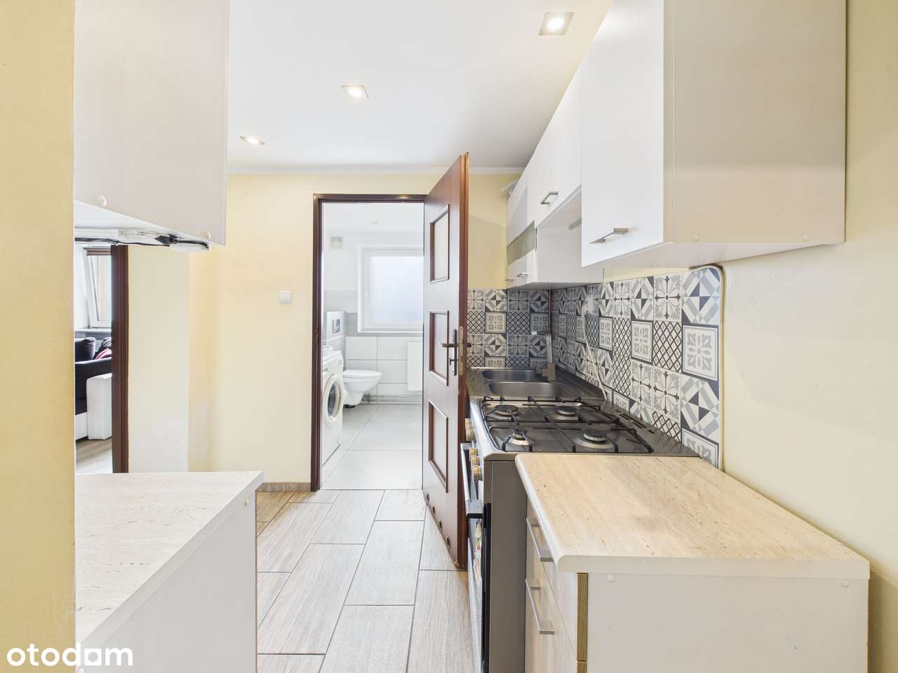 Parterowe mieszkanie, 2 pokoje  z  miejscem na garaż Wyskoć-8