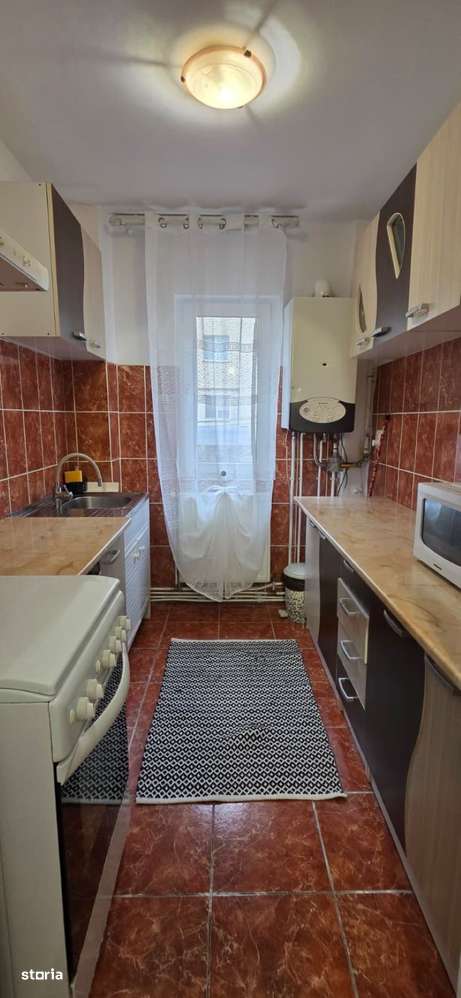 Piata Sud 3 camere Mobilat cu centrala - Imagine principală: 2/9