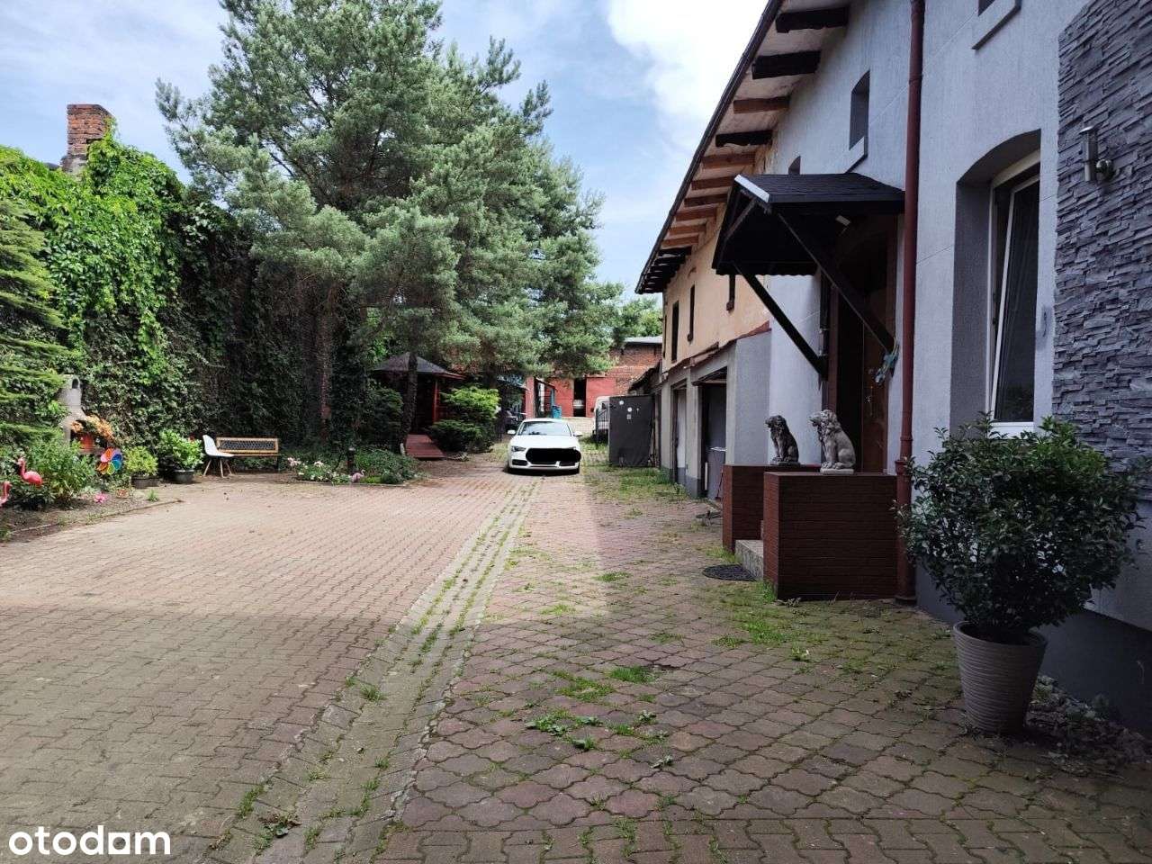 25 pokoi, 765,92 m2, działka 1219 m2 + 700 m2, nowy dach, gazowe BYTOM - Pełny obrazek: 4/9