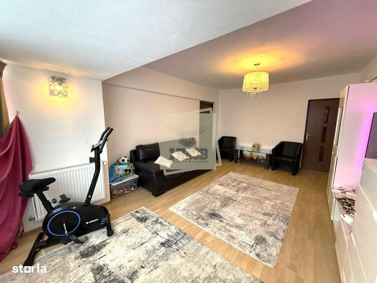 Apartament mobilat 68 mpu 3 camere 2 bai si pivnita in Turnisor-2