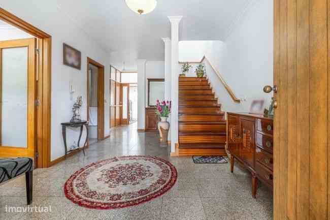 Espetacular Moradia em Banda T4 com jardim  em Sequeira - Braga - Grande imagem: 2/33