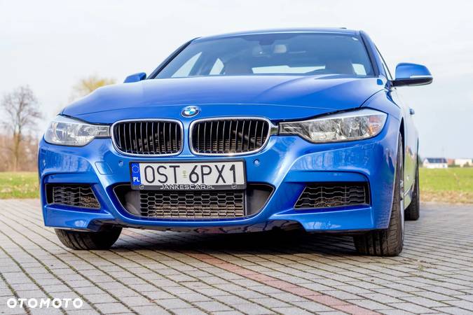 BMW Seria 3 328i M Sport - 11