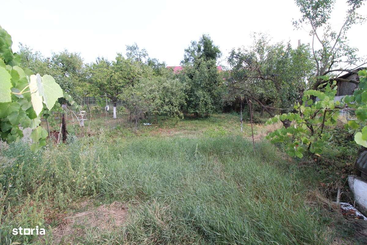 Vând casă P+Pod în Hunedoara, zona Chizid, teren 250mp, anexe...-6