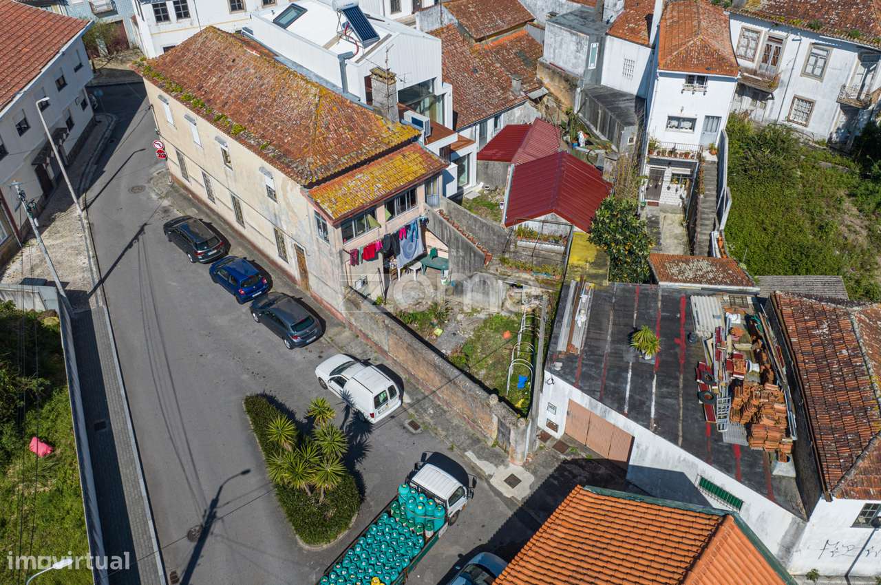 Moradia T4 no Centro de Ovar para Reabilitação - Grande imagem: 5/16