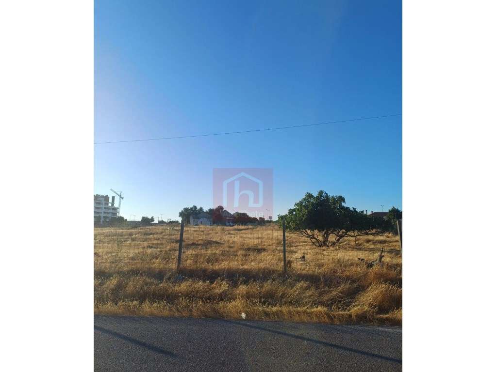 Terreno Urbano com 8.254 no Alto Estanqueiro, Jardia-5