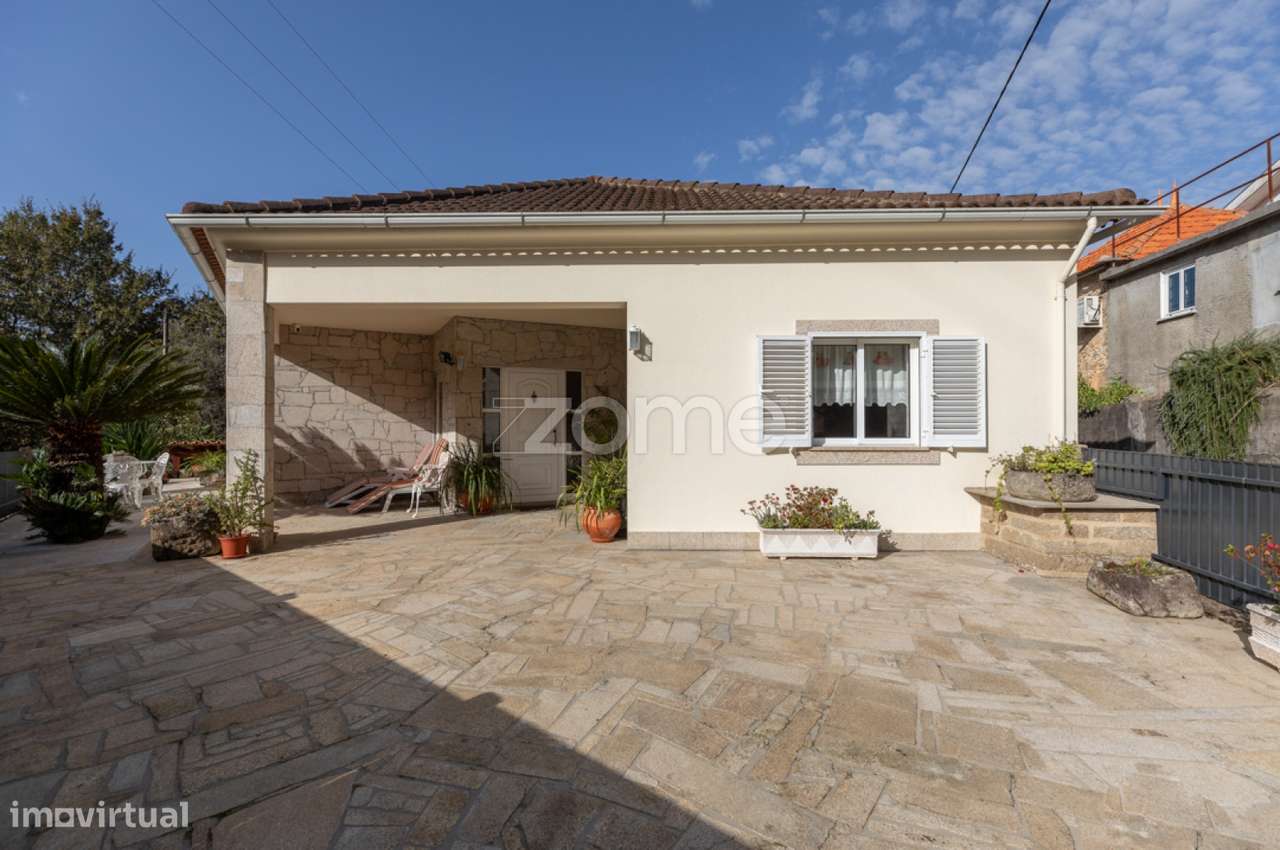 Moradia T4+2 em Paradela - Grande imagem: 3/42