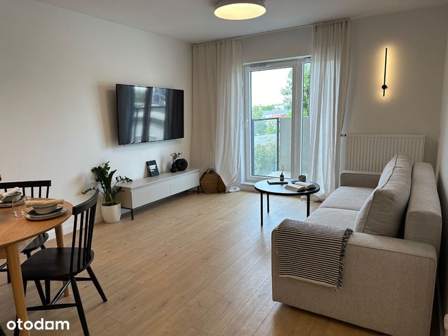 Nowy apartament FIQUS MARCELIN z tarasem na dachu