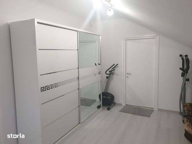 Casa / vila de vanzare - Imagine principală: 3/7