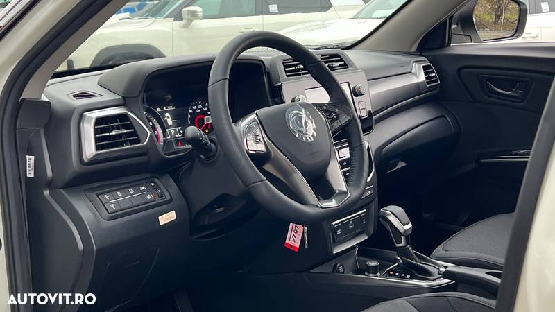 SsangYong Tivoli Grand - 4