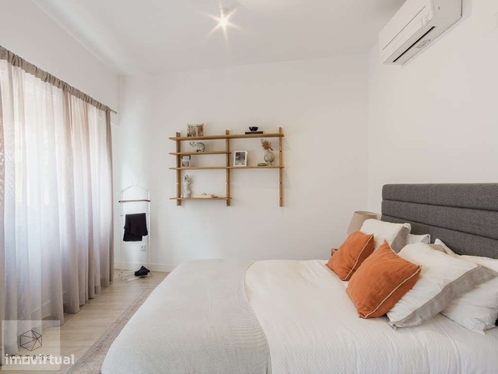 Apartamento T3 com garagem Amoreiras-23