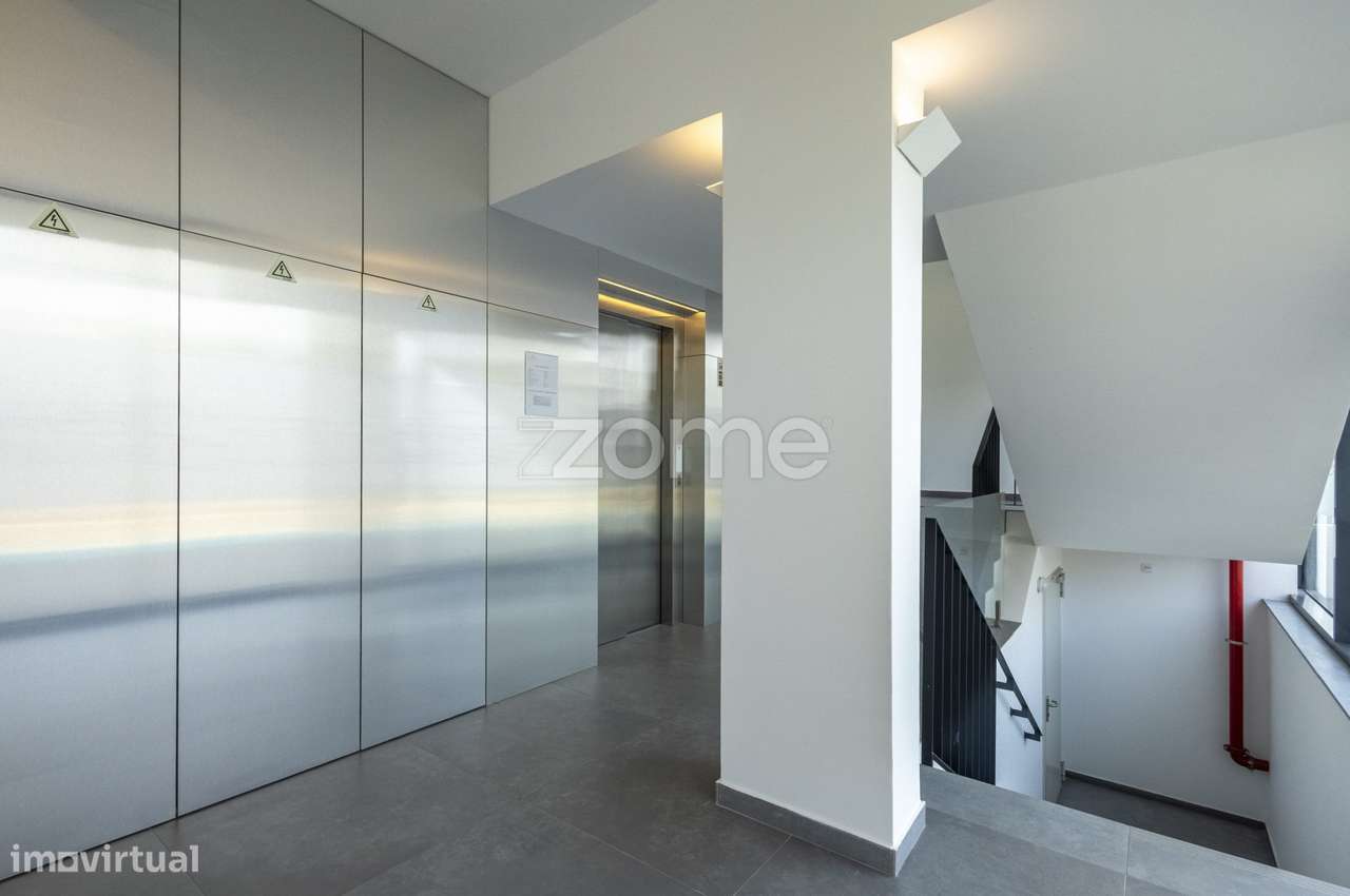 Apartamento T4 Duplex Novo no Prestigiado Edifício Alameda-20