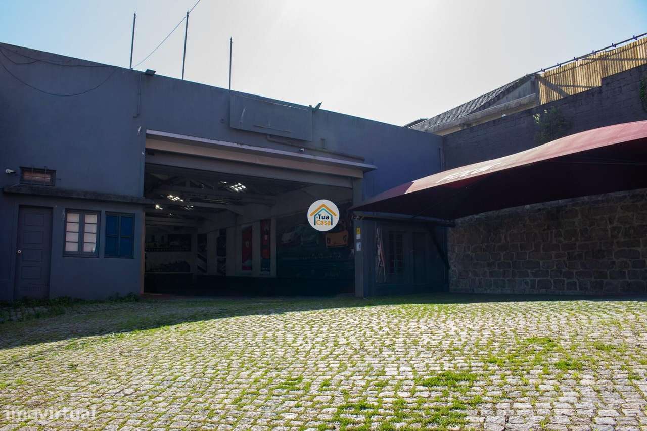 Armazém Versátil com Escritórios e Potencial de Reconversão Residencia - Grande imagem: 3/19