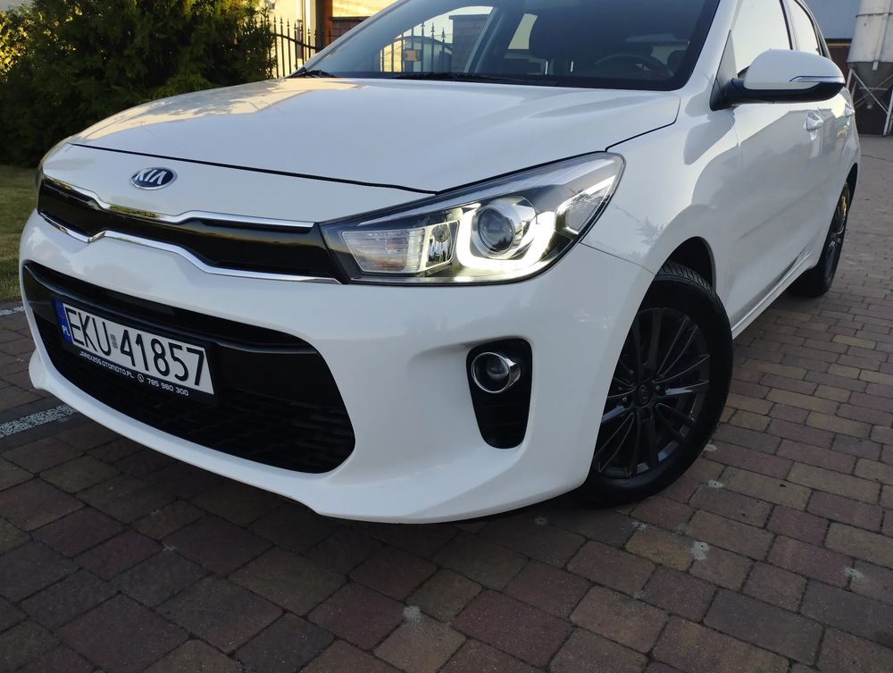 Kia Rio IV (2017-) 1.4 Edition 7 2017