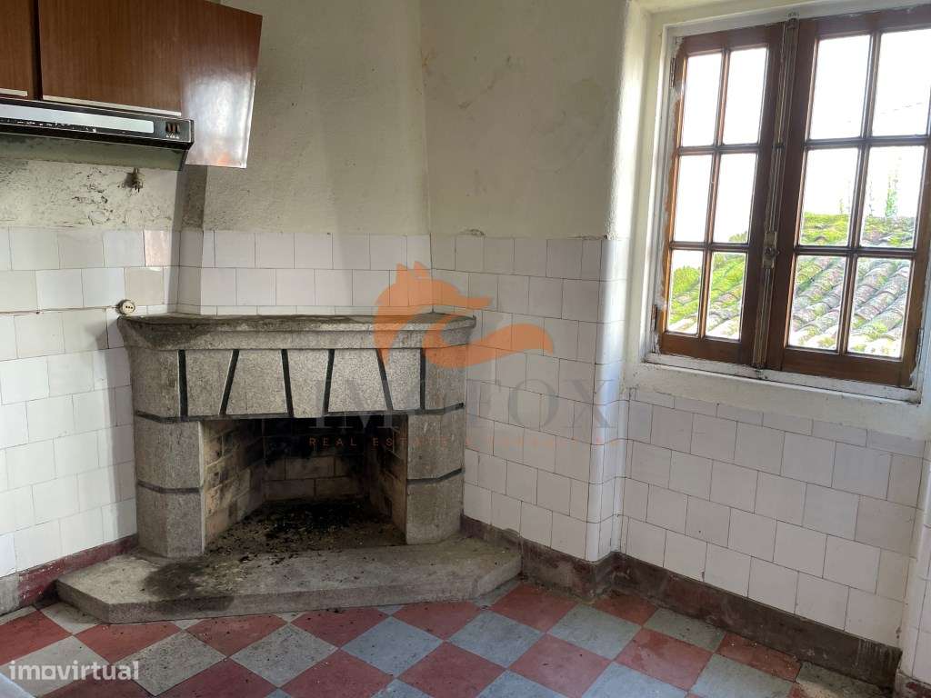 Casa com 3 quartos e terreno de 1000m2 em Santa Ovaia-Oliveira do H... - Grande imagem: 4/28